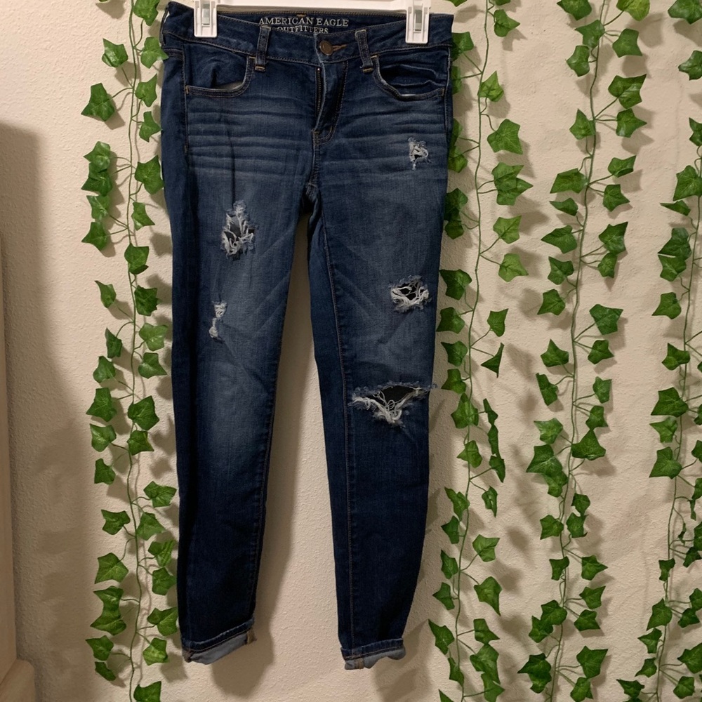 American Eagle Ripped jeans